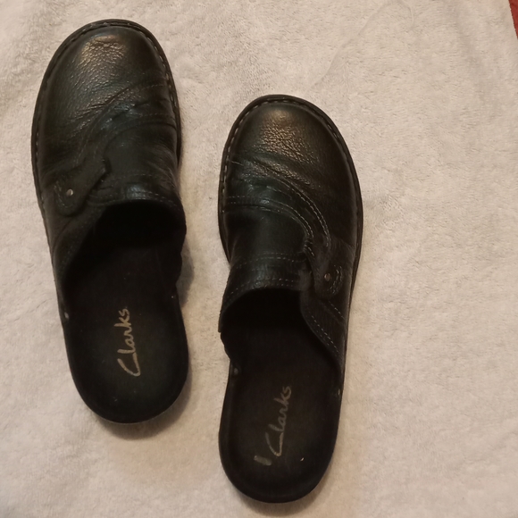 clarks mules ladies